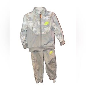 NIKE BOYS BABY 12 months zip up track suit lightly worn